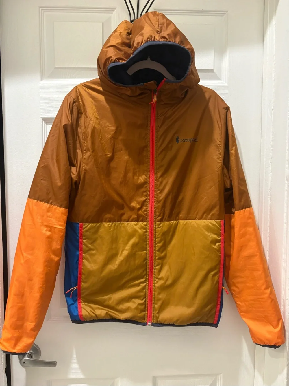 Cotopaxi Reversible Insulated Hooded Jacket Men’s Small Colorblock Navy Puf coat